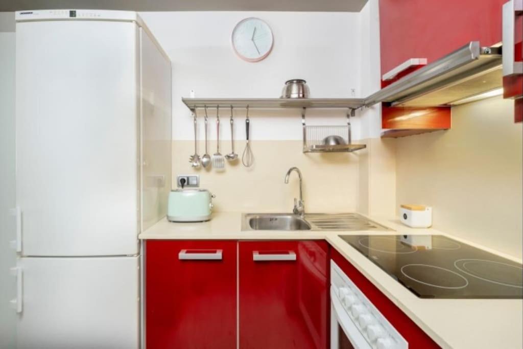 Acogedor Apartamento Cerca Del Casco Antiguo Жирона Экстерьер фото
