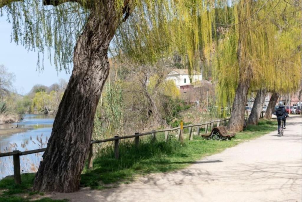 Acogedor Apartamento Cerca Del Casco Antiguo Жирона Экстерьер фото